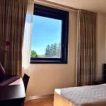 Castahotel 4*