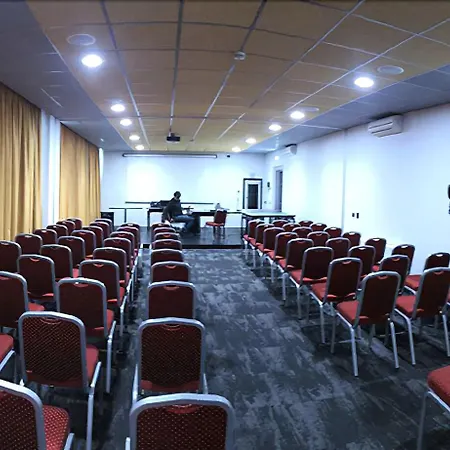 ホテル Castahotel 4*