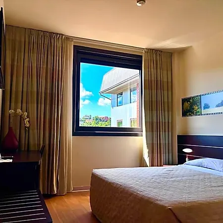 Castahotel 4*