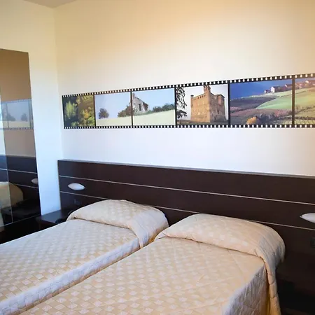 ホテル Castahotel 4*