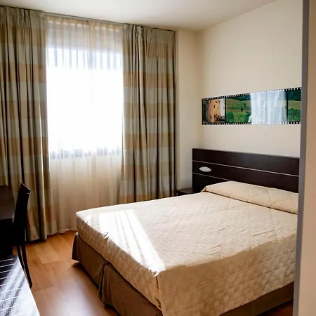 酒店 Castahotel 卡斯塔尼图