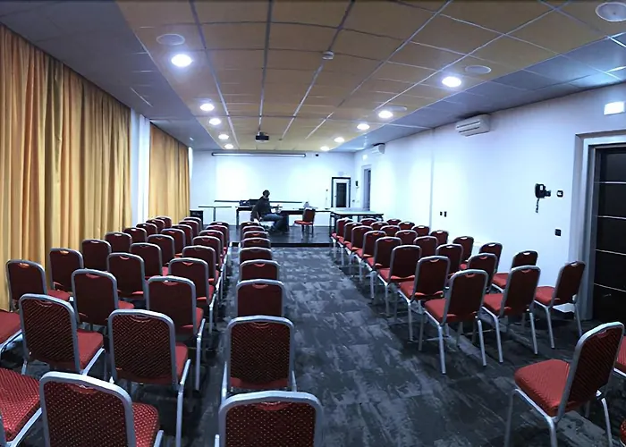 Otel Castahotel 4*