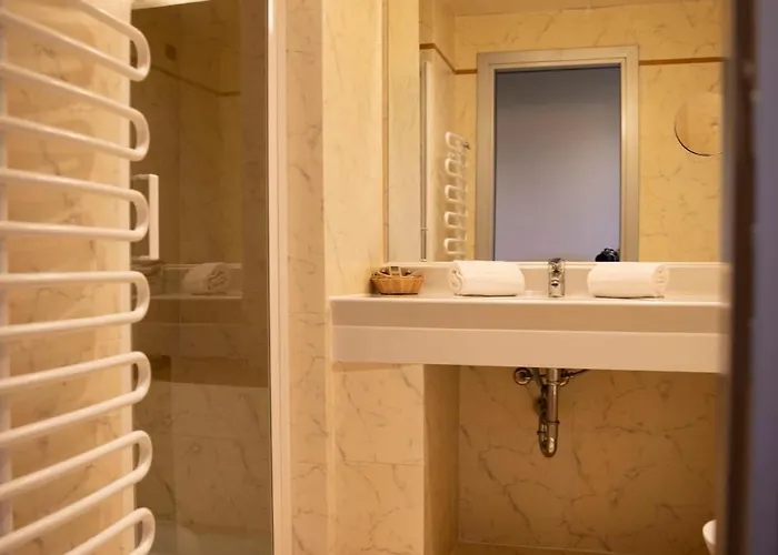 Otel Castahotel 4*
