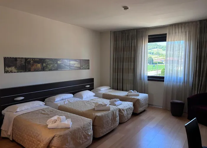 Otel Castahotel 4*